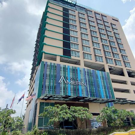 Amerin Hotel Johor Bahru Exterior foto